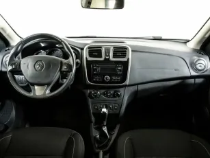 Renault  6