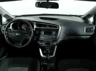 Kia  11