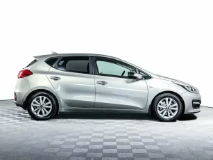 Kia  4