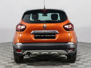 Renault  6