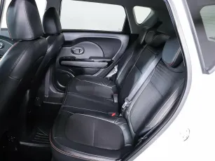 Kia  19