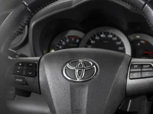 Toyota  10