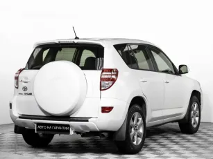 Toyota  5