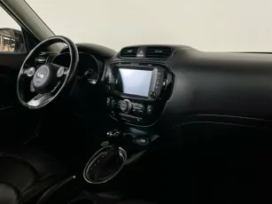 Kia  7