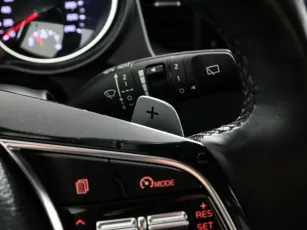 Kia  7