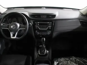 Nissan  6