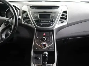 Hyundai  8