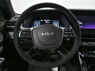 Kia  9
