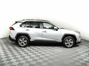 Toyota  4