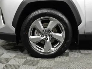 Toyota  7