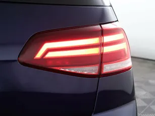 Volkswagen  7