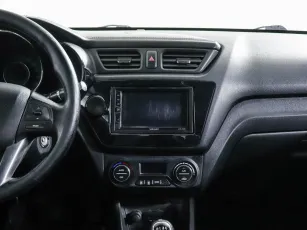 Kia  8