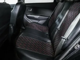 Kia  9