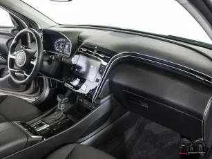 Hyundai  8