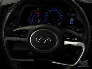 Hyundai  12