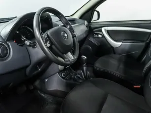 Nissan  6