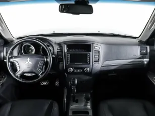 Mitsubishi  10