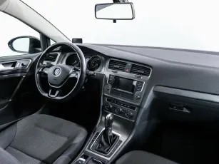 Volkswagen  5