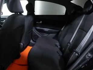 Kia  14