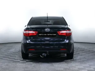 Kia  4