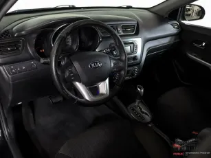 Kia  9