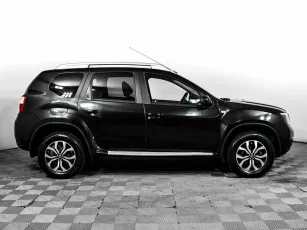 Nissan  4