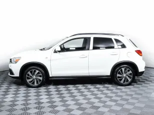 Mitsubishi  3