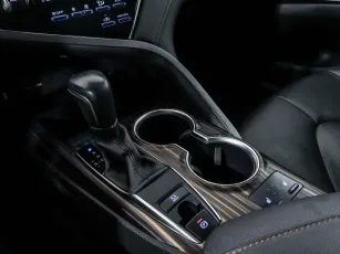 Toyota  15