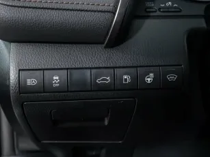 Toyota  17