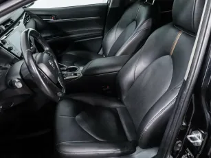 Toyota  8