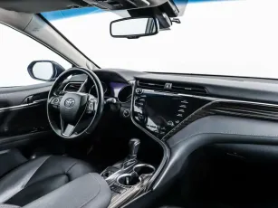 Toyota  9