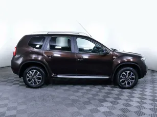 Nissan  4