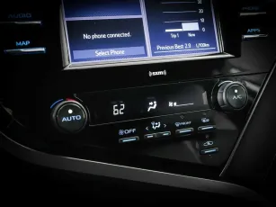 Toyota  17