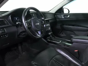 Kia  11
