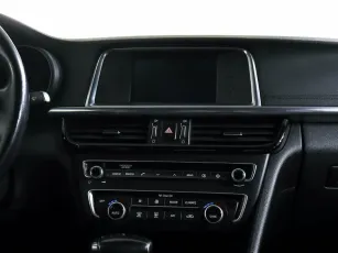 Kia  13
