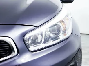 Kia  7