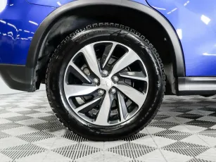Mitsubishi  5