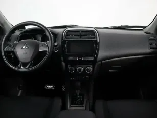 Mitsubishi  7