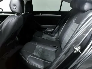 Volkswagen  13