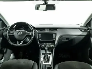 Skoda  6