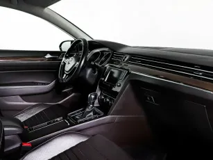 Volkswagen  10
