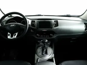 Kia  10