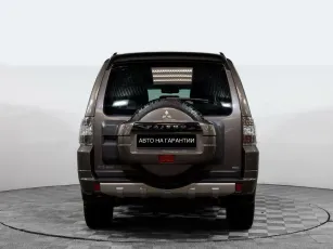 Mitsubishi  5