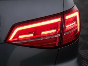 Volkswagen  8