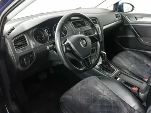 Volkswagen  6
