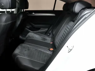 Volkswagen  13