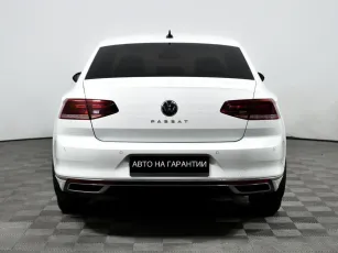 Volkswagen  6