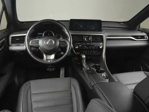 Lexus  6