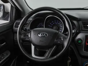 Kia  17
