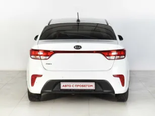 Kia  5